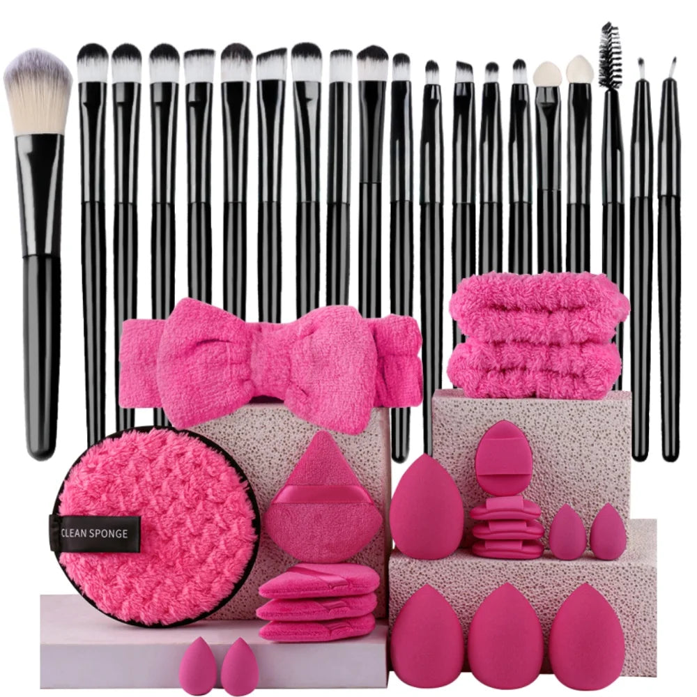 Makeup Brushes Set Premium Synthetic Kabuki Foundation Concealers Powder Blush Blending Face Eye Shadows Brush Set
