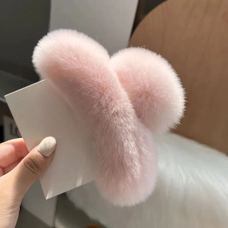 1PC solid color plush clip, high-end texture, autumn and winter multi hair hair clip, feminine temperament, hairstyle