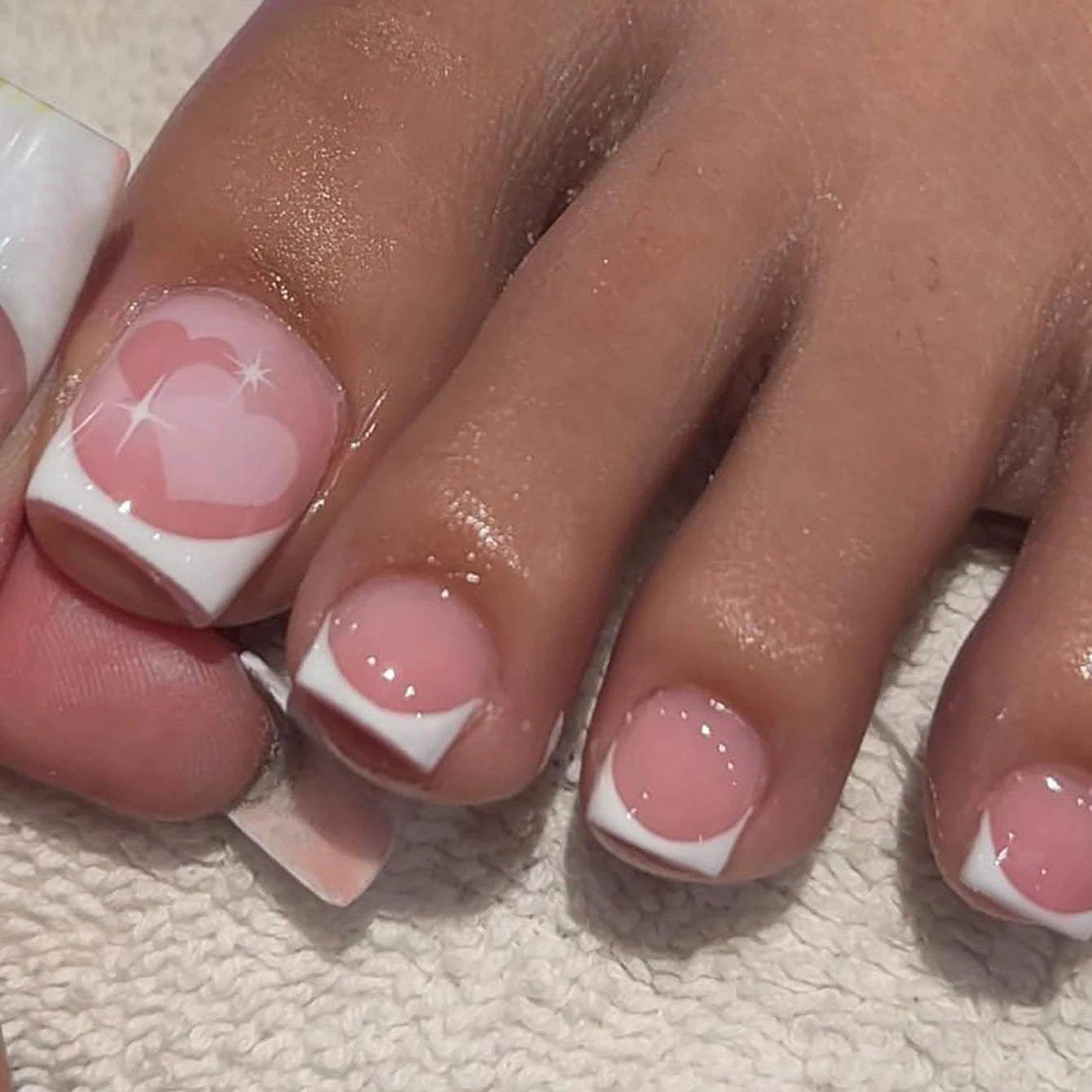 24pcs French Fake Toenails Pink Gradient Full Cover Short Square Toe Nails Foot Nails Tips for Women Girls